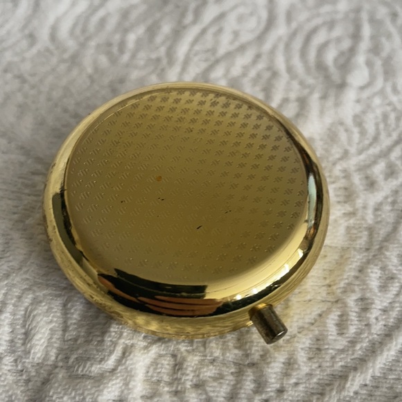 Vintage Mini Pill Container from Kypher - Picture 3 of 5